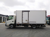 HINO Dutro Refrigerator & Freezer Truck TKG-XZU710M 2014 103,401km_5