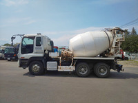 ISUZU Giga Mixer Truck PJ-CXZ77K6 2006 241,867km_5