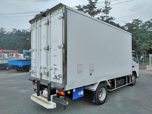 Canter Refrigerator & Freezer Truck_2