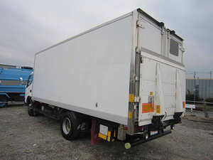 Dutro Refrigerator & Freezer Truck_2