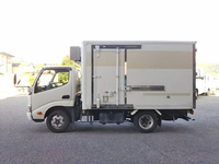 HINO Dutro Refrigerator & Freezer Truck BKG-XZU508M 2011 222,607km_5