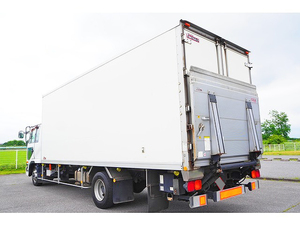 Condor Refrigerator & Freezer Truck_2