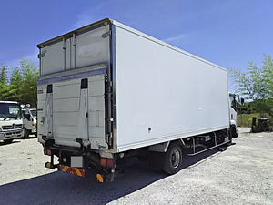 Forward Refrigerator & Freezer Truck_2