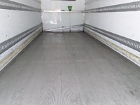 ISUZU Forward Refrigerator & Freezer Truck SKG-FRR90S2 2011 521,256km_9