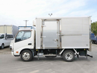 TOYOTA Dyna Refrigerator & Freezer Truck TKG-XZU605 2013 146,592km_3