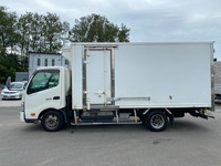 HINO Dutro Refrigerator & Freezer Truck TQG-XKU710M 2013 426,041km_5