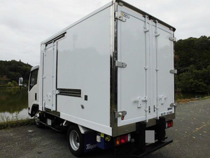 Elf Refrigerator & Freezer Truck_2