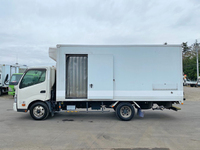 HINO Dutro Refrigerator & Freezer Truck TKG-XZU710M 2013 376,025km_6
