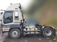 ISUZU Giga Trailer Head QKG-EXD52AD 2016 374,835km_3