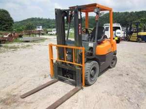 TCM  Forklift FD25Z5 2000 3,131h_1