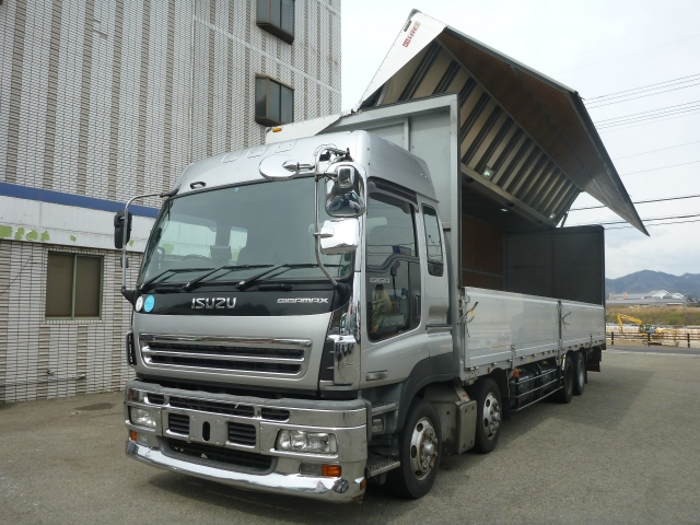 ISUZU Giga Aluminum Wing ADG-CYJ77W7A 2006 643,659km