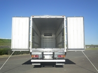 ISUZU Giga Refrigerator & Freezer Truck PKG-CYL77V8 2009 777,447km_6