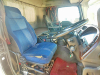 ISUZU Giga Trailer Head QKG-EXD52AD 2014 504,718km_29