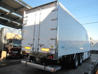 UD TRUCKS Quon Refrigerator & Freezer Truck LKG-CD5ZE 2011 1,494,000km_3