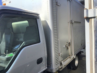 ISUZU Elf Aluminum Van PB-NKR81AN 2006 307,692km_3