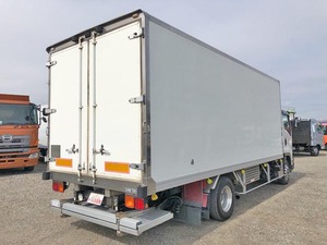 Forward Refrigerator & Freezer Truck_2