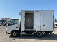 TOYOTA Dyna Refrigerator & Freezer Truck BDG-XZU308 2007 330,524km_6