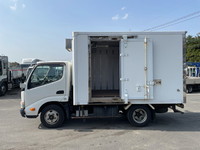 HINO Dutro Refrigerator & Freezer Truck BKG-XZU508M 2010 299,558km_6