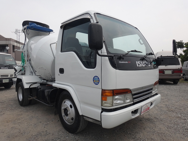 ISUZU Elf Mixer Truck KK-NKR71E3N 2001 166,736km