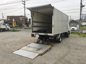 Canter Aluminum Van_2