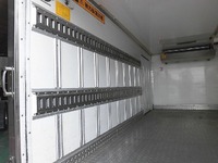 ISUZU Elf Refrigerator & Freezer Truck BKG-NLR85N 2011 401,000km_4