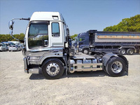 ISUZU Giga Trailer Head QKG-EXD52AD 2015 420,000km_3