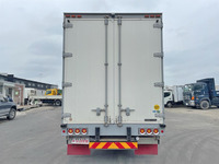 ISUZU Giga Aluminum Wing LKG-CYJ77A 2012 740,151km_9