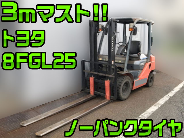 Others Others Forklift 8FGL25 2012 780.8h