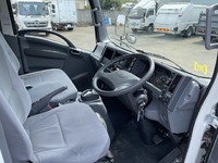 ISUZU Elf Aluminum Van TRG-NMR85AN 2015 113,500km_19