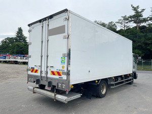 Forward Refrigerator & Freezer Truck_2