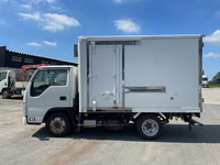 ISUZU Elf Refrigerator & Freezer Truck TPG-NJS85AN 2015 112,197km_5