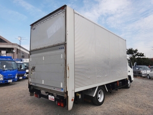 Canter Aluminum Van_2