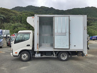 HINO Dutro Refrigerator & Freezer Truck TKG-XZU605M 2014 166,053km_6