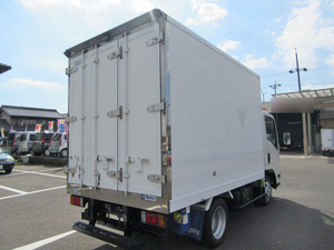 Elf Refrigerator & Freezer Truck_2