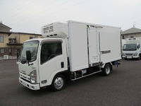 ISUZU Elf Refrigerator & Freezer Truck TKG-NMR85AN 2014 37,000km_3