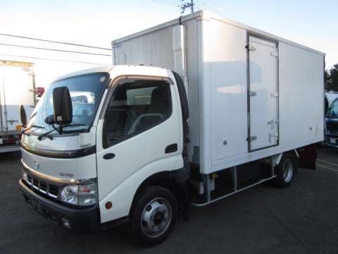 HINO Dutro Refrigerator & Freezer Truck PB-XZU414M 2005 53,416km