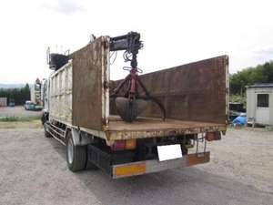 Forward Hiab Crane_2