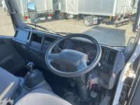 ISUZU Elf Aluminum Van TRG-NLR85AN 2015 206,667km_30