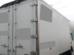 Canter Refrigerator & Freezer Truck_2