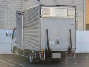 Dutro Aluminum Van_2