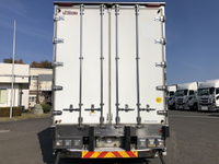 ISUZU Giga Refrigerator & Freezer Truck QPG-CYJ77BA 2016 777,000km_8