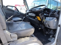 HINO Dutro Double Cab TKG-XZU605M 2015 57,300km_27