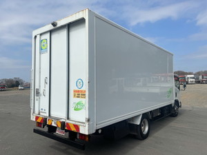 Elf Refrigerator & Freezer Truck_2