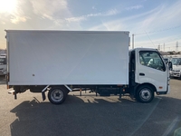 HINO Dutro Refrigerator & Freezer Truck TKG-XZU710M 2018 115,911km_8