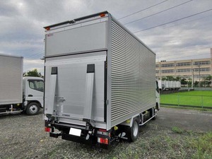 Canter Aluminum Van_2