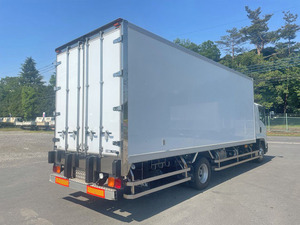 Forward Refrigerator & Freezer Truck_2