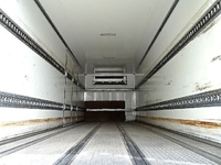 ISUZU Forward Refrigerator & Freezer Truck TKG-FRR90T2 2013 596,000km_5