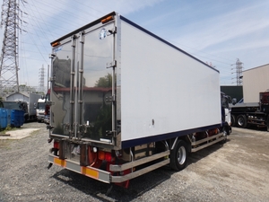 Condor Refrigerator & Freezer Truck_2