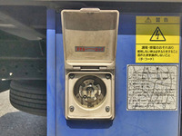 ISUZU Elf Refrigerator & Freezer Truck BKG-NMR85AN 2011 324,655km_19