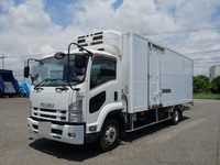 ISUZU Forward Refrigerator & Freezer Truck TKG-FRR90S2 2013 192,500km_3